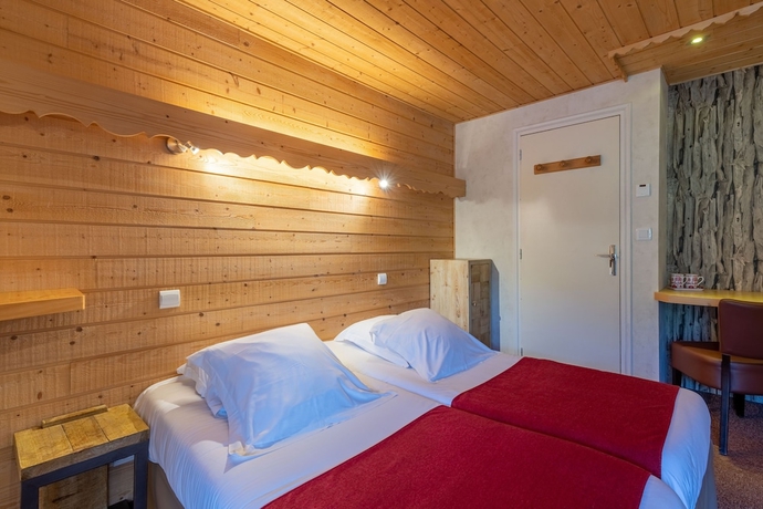 Imagen de la habitación del Hotel Logis Les C&ocirc;tes. Foto 9