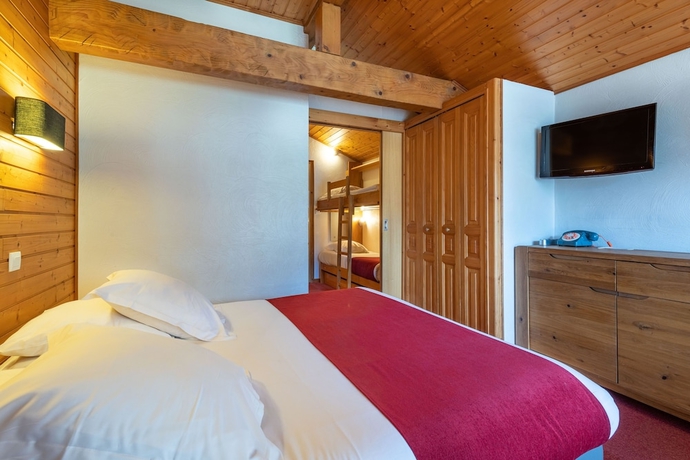 Imagen de la habitación del Hotel Logis Les C&ocirc;tes. Foto 14