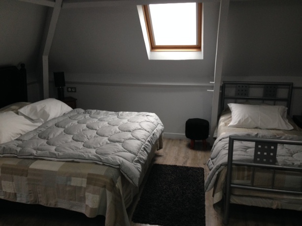 Imagen de la habitación del Hotel Logis - Les Collines. Foto 4