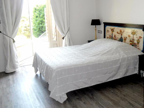 Imagen de la habitación del Hotel Logis - Les Collines. Foto 5