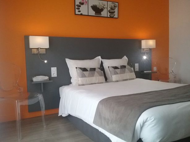 Imagen de la habitación del Hotel Logis L'espadon. Foto 8