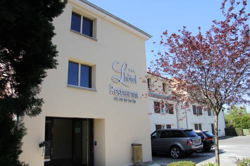 Imagen de la habitación del Hotel Logis Lhôtel Restaurant Antony Verrières Le Buisso. Foto 2