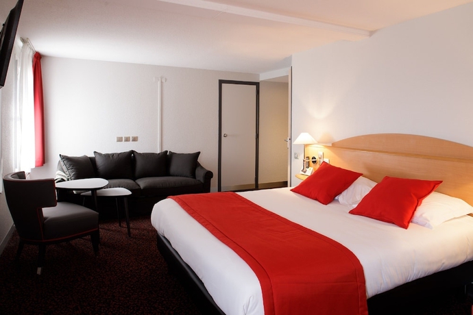 Imagen de la habitación del Hotel Logis L'orée De Chartres. Foto 4