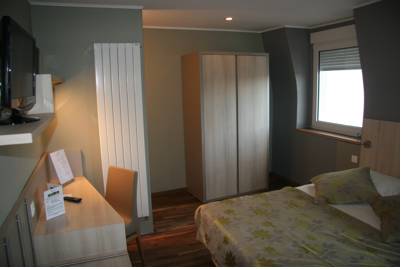 Imagen de la habitación del Hotel Logis L'or&eacute;e Du Bois. Foto 6