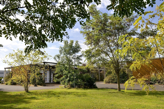 Imagen de los exteriores del Hotel Logis Luccotel. Foto 17