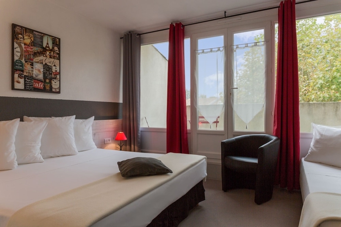 Imagen de la habitación del Hotel Logis Médiéval, Montélimar Nord. Foto 5