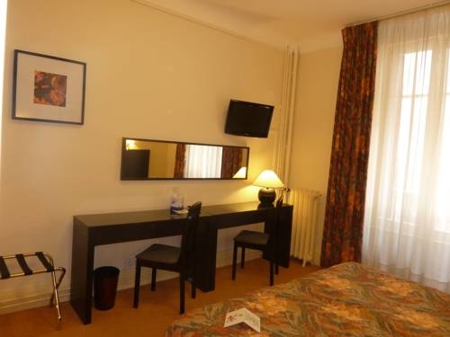 Imagen general del Hotel Logis Midland. Foto 4