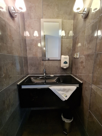 Imagen de la habitación del Hotel Logis No-Minoe. Foto 13