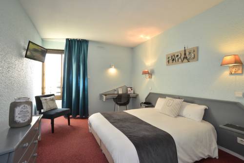 Imagen de la habitación del Hotel Logis Noemys Brive - Restaurant Le Teinchurier. Foto 6