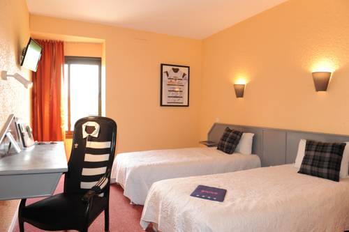 Imagen de la habitación del Hotel Logis Noemys Brive - Restaurant Le Teinchurier. Foto 9