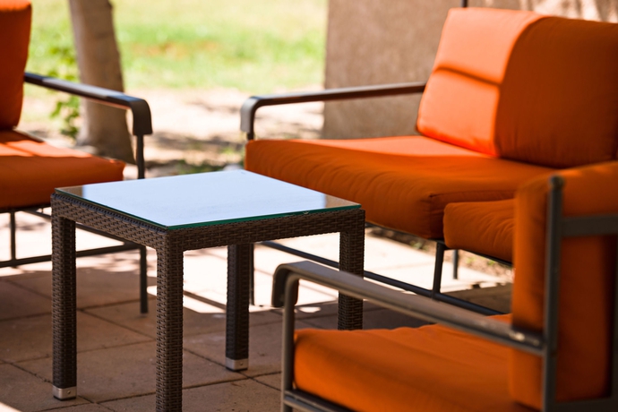 Imagen de los exteriores del Hotel Logis Noemys Pont De L'etoile. Foto 12