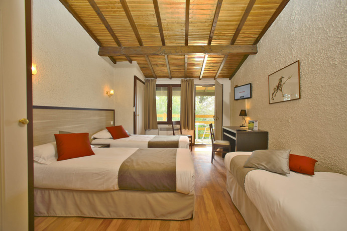 Imagen de la habitación del Hotel Logis Restaurant La Chaumi&egrave;re. Foto 4