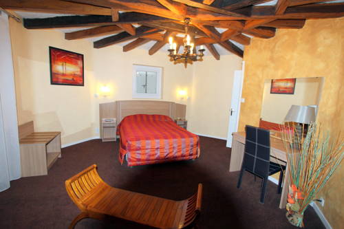 Imagen de la habitación del Hotel Logis Restaurant Le Grand Turc. Foto 5