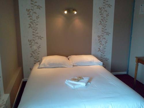 Imagen de la habitación del Hotel Logis Restaurant Le Phare. Foto 11