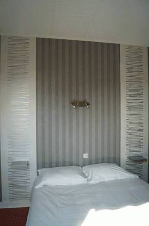Imagen de la habitación del Hotel Logis Restaurant Le Phare. Foto 12