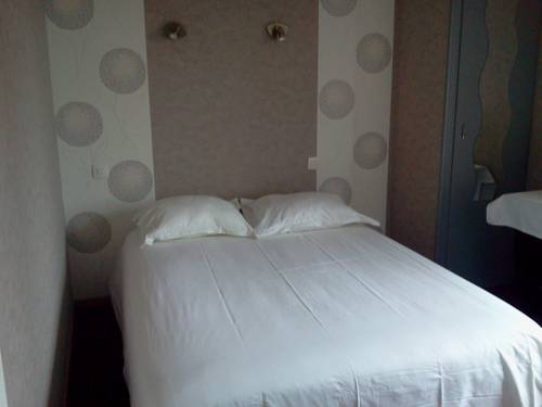 Imagen de la habitación del Hotel Logis Restaurant Le Phare. Foto 14