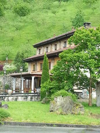 Imagen general del Hotel Logis Restaurante La Casa De Juansabeli. Foto 5