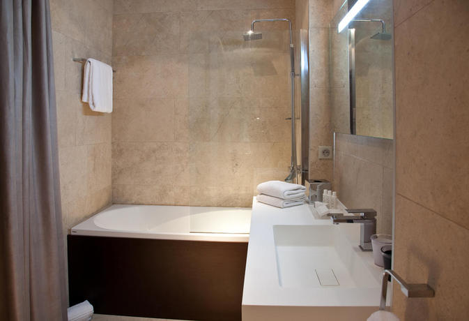 Imagen de la habitación del Hotel Logis Villa C. Foto 3