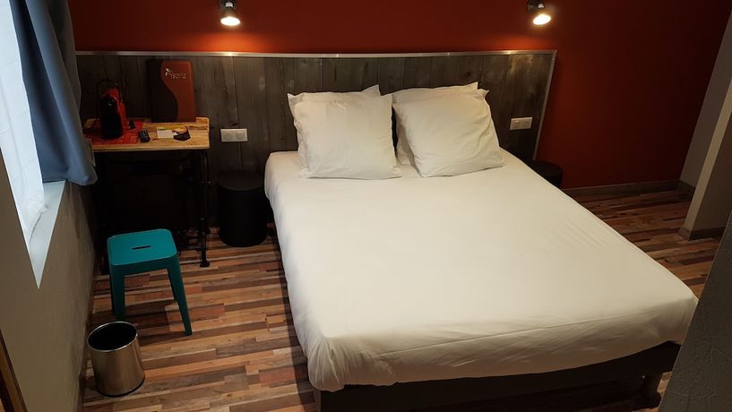 Imagen de la habitación del Hotel Logis Yseria - Historical Center. Foto 12
