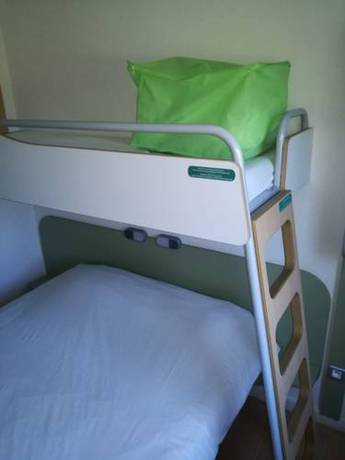 Imagen general del Hotel Logis de Port d'Alon. Foto 1