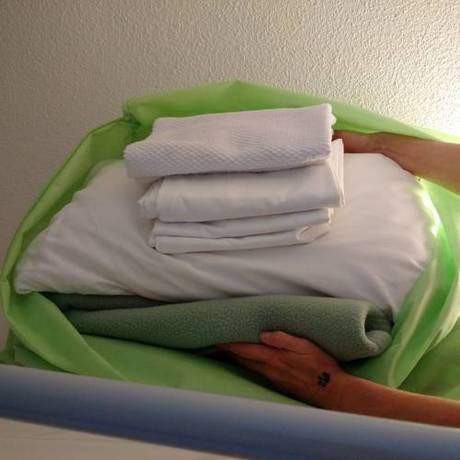 Imagen de la habitación del Hotel Logis de Port d'Alon. Foto 13