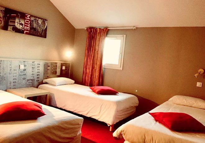 Imagen de la habitación del Hotel Logis de la Thalie. Foto 10