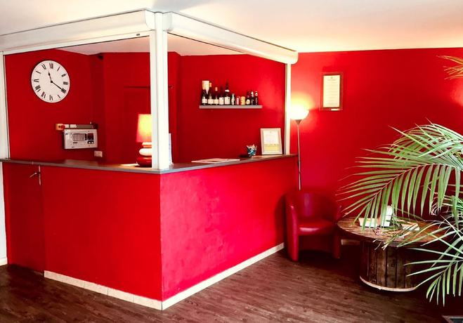 Imagen de los interiores del Hotel Logis de la Thalie. Foto 18