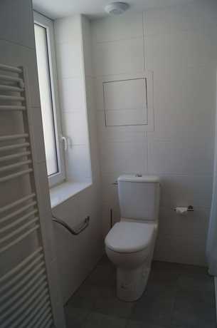 Imagen de la habitación del Hotel Logis du Rhone Seyssel. Foto 14