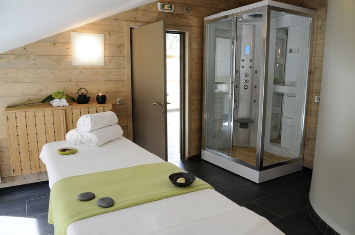 Imagen de los interiores del Hotel Logis la Tourmaline. Foto 7