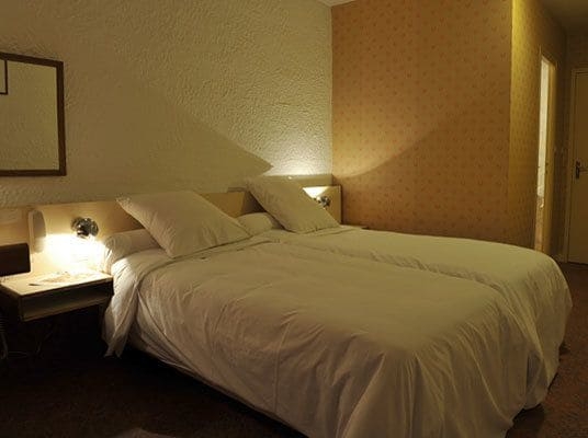 Imagen de la habitación del Hotel Logitel. Foto 5