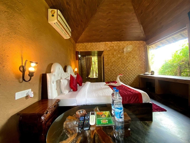 Imagen de la habitación del Hotel Lohagarh Corbett Resort. Foto 7