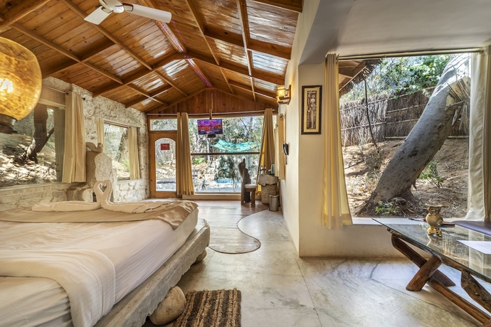 Imagen de la habitación del Hotel Lohagarh Fort Resort. Foto 7