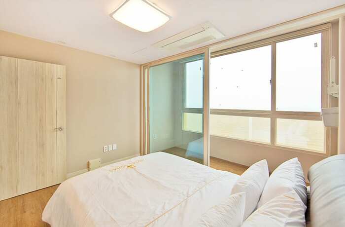 Imagen de la habitación del Hotel Lohas. Foto 15