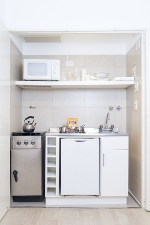 Imagen de la habitación del Hotel Loi Suites Arenales. Foto 7