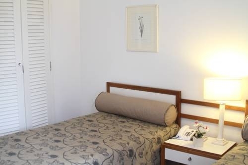 Imagen de la habitación del Hotel Loi Suites Belgrano. Foto 11