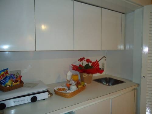 Imagen de la habitación del Hotel Loi Suites Belgrano. Foto 15