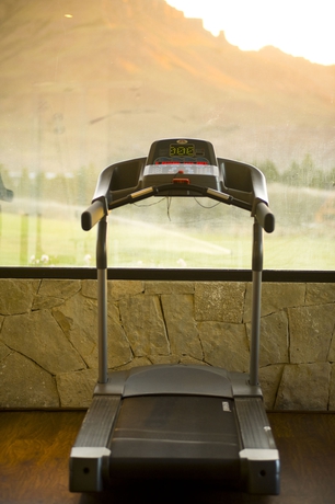 Imagen de los interiores del Hotel Loi Suites Chapelco. Foto 9