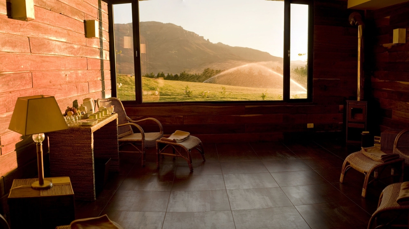 Imagen de los interiores del Hotel Loi Suites Chapelco. Foto 12