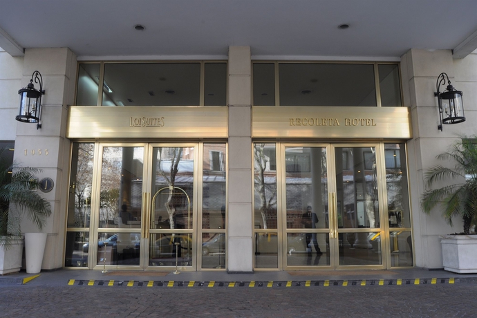 Imagen de los exteriores del Hotel Loi Suites Recoleta. Foto 15