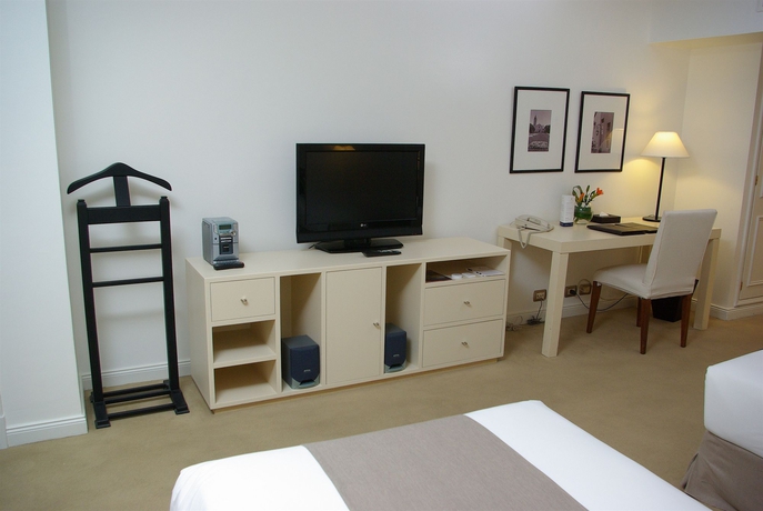 Imagen de la habitación del Hotel Loi Suites Recoleta. Foto 10