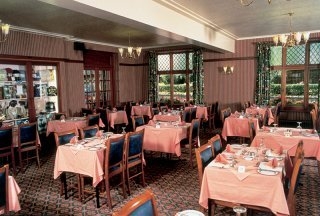 Imagen del bar/restaurante del Hotel Loirston Hotel. Foto 3