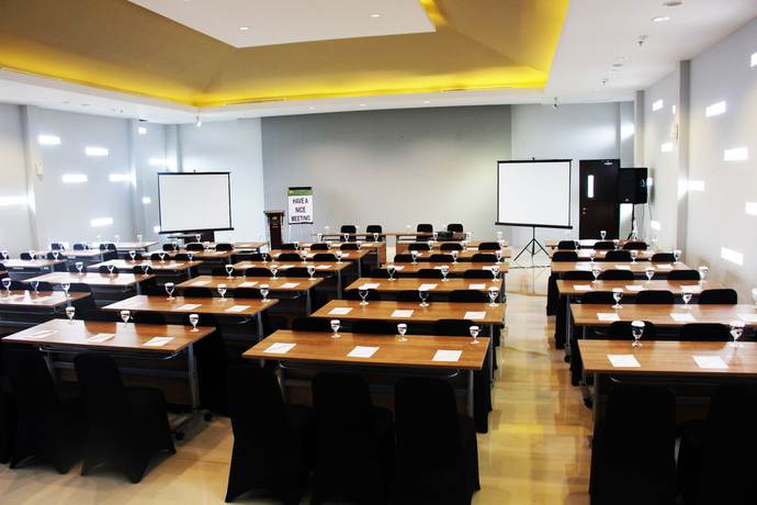 Imagen de los interiores del Hotel Loji Solo. Foto 18
