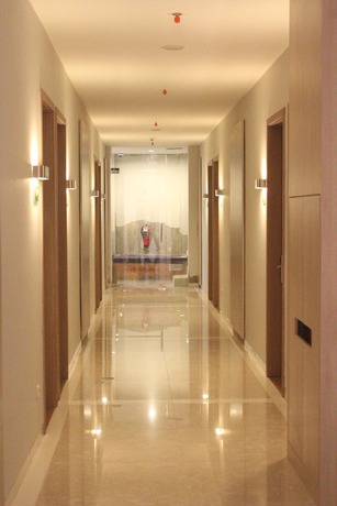 Imagen de los interiores del Hotel Loji Solo. Foto 20