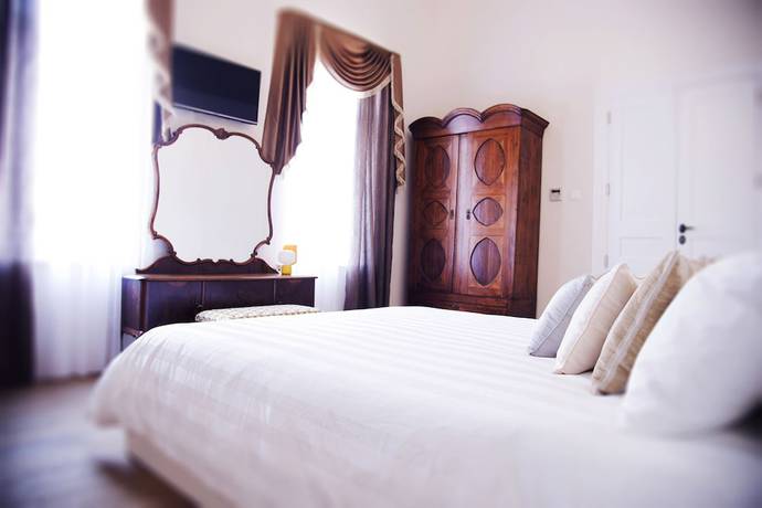 Imagen de la habitación del Hotel Lokàl Boutique. Foto 13