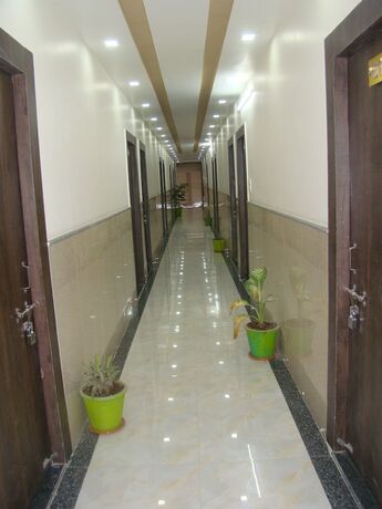 Imagen general del Hotel Lokhit Residency. Foto 13