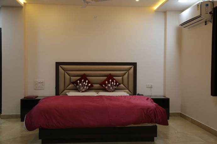 Imagen de la habitación del Hotel Lokpriya Inn. Foto 6
