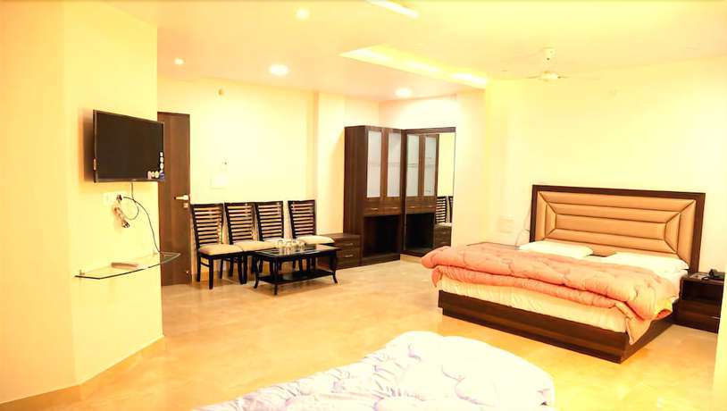 Imagen de la habitación del Hotel Lokpriya Inn. Foto 11