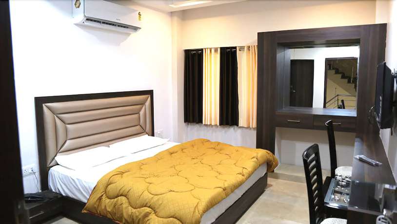 Imagen de la habitación del Hotel Lokpriya Inn. Foto 12