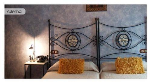 Imagen de la habitación del Hotel Lola, C&oacute;rdoba. Foto 6