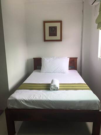 Imagen de la habitación del Hotel Lola Natividad. Foto 11